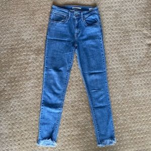 Levi’s High Rise Skinny Jeans